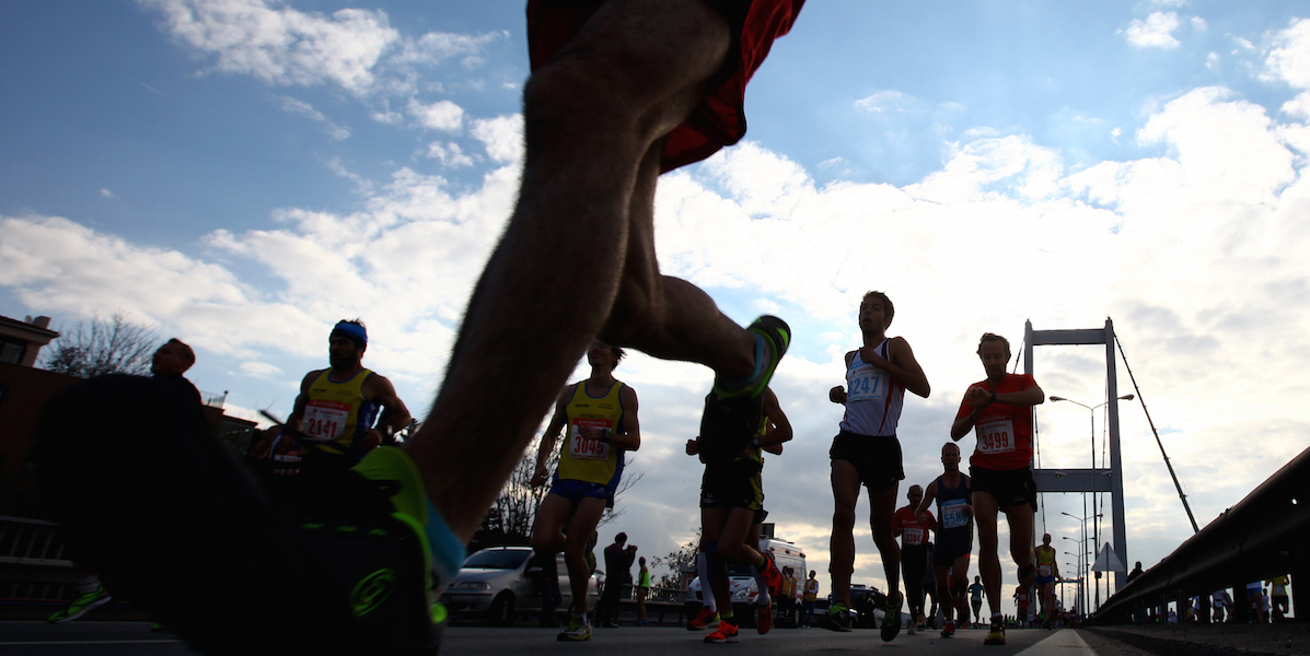 https://eski.socratesdergi.com/wp-content/uploads/2015/10/istanbul-maratonu.jpg