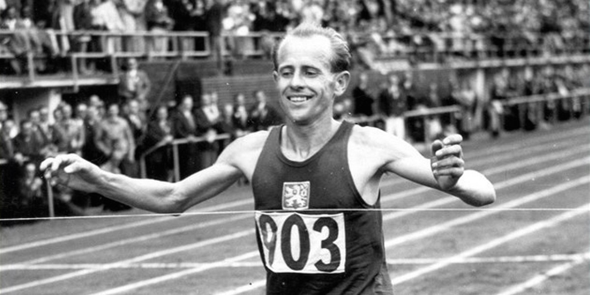 https://eski.socratesdergi.com/wp-content/uploads/2016/08/emil-zatopek.jpg