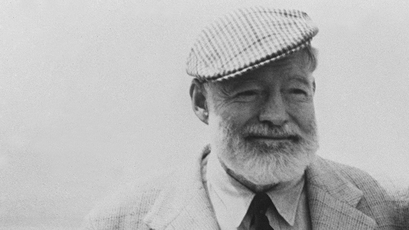 https://eski.socratesdergi.com/wp-content/uploads/2017/05/Ernest-Hemingway.jpg