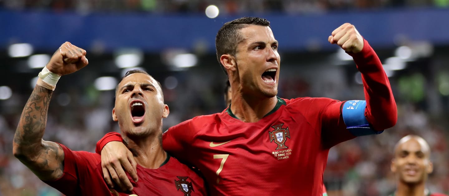 https://eski.socratesdergi.com/wp-content/uploads/2018/06/Ronaldo-ve-Quaresma.jpg